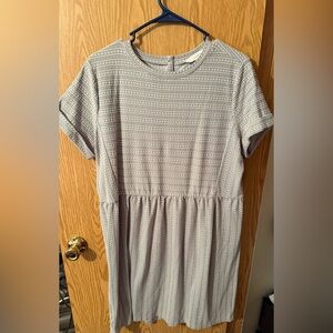 LOFT Gray Patterned Short Sleeve Dress